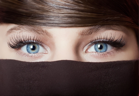 blue-eyes-close-up